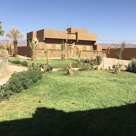 Kasbah Meteorites Hotel Imi n'Ouzrou Exterior foto