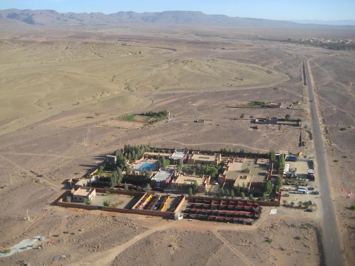 Kasbah Meteorites Hotel Imi n'Ouzrou Exterior foto